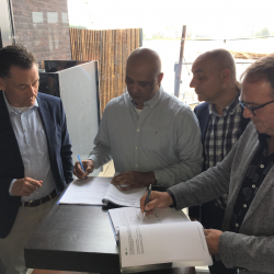 VBK Schadenberg - Ondertekening contract